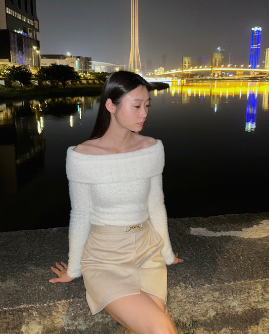 柔軟毛絨一字肩上衣⛄️